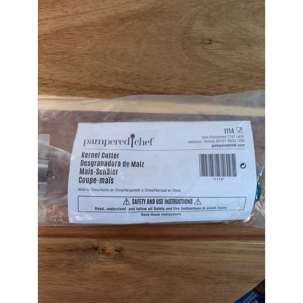 Pampered Chef Kernel Cutter 1114 Corn on the Cob Cutter Slicer New Sealed
